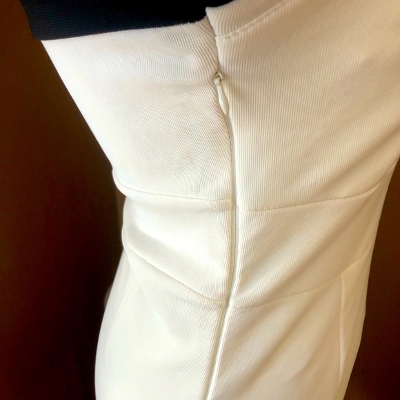 Long sleeve Colour Block Dress - Picture 4 of 8